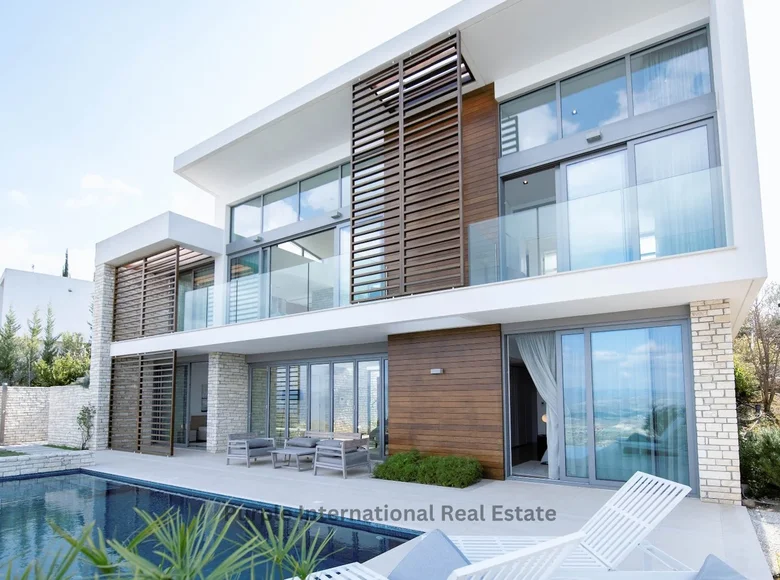 Villa de tres dormitorios 198 m² Tsada, Chipre