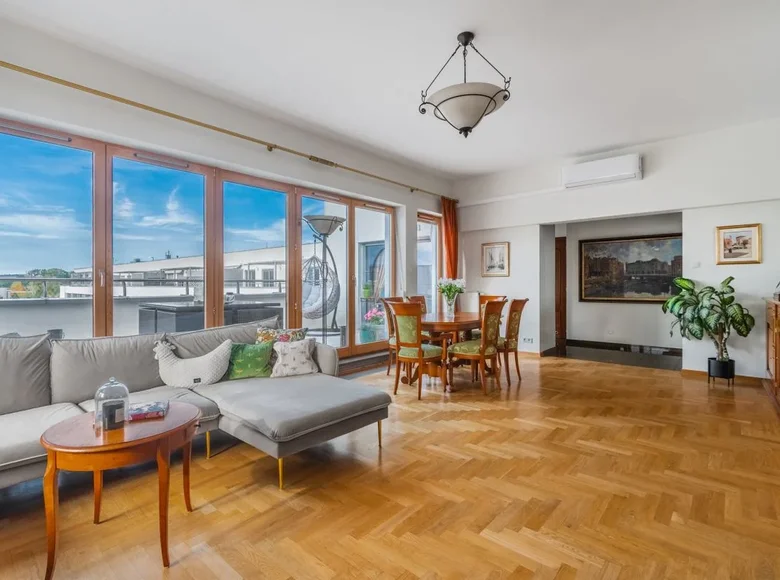 Квартира 3 комнаты 128 м² Варшава, Польша