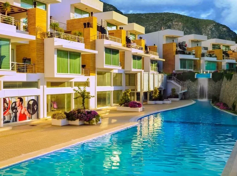 2 bedroom penthouse 110 m² Thermeia, Northern Cyprus