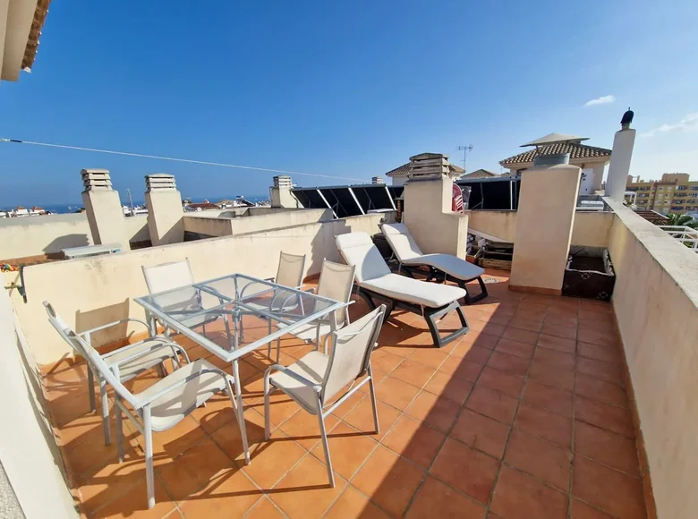 Mieszkanie 2 pokoi 88 m² Estepona, Hiszpania
