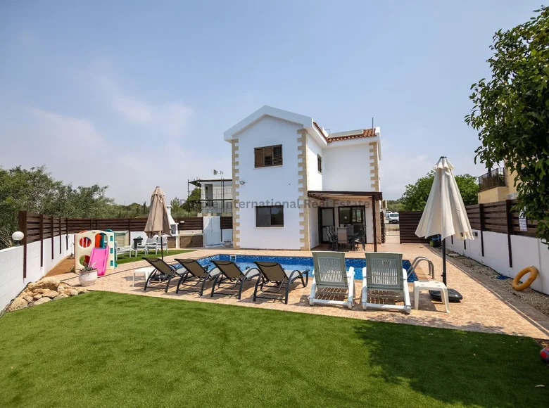 Willa 3 pokoi 120 m² Ajia Napa, Cypr