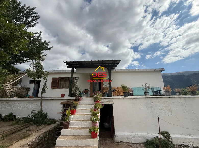 2 bedroom house 170 m² Dukat, Albania