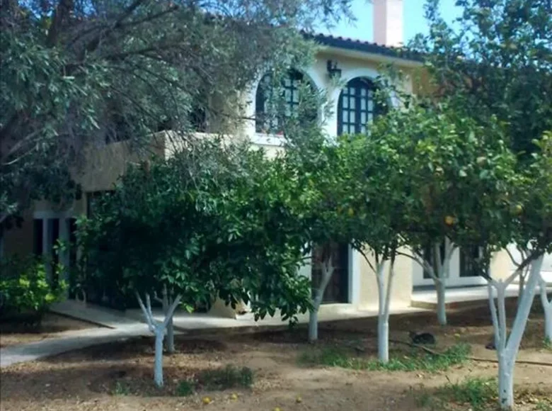4 bedroom Villa 320 m² Vathy, Greece