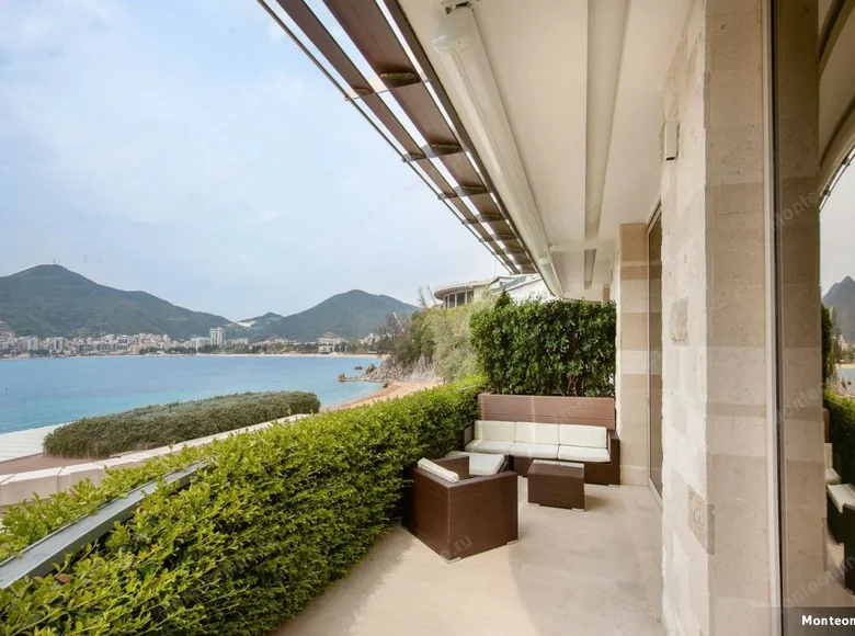 Квартира 1 спальня 94 м² Бечичи, Черногория