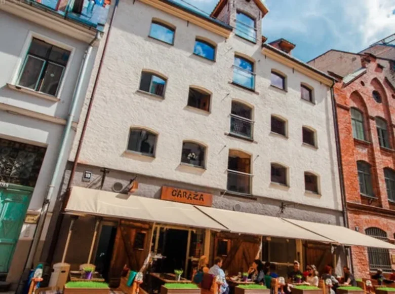 Maison des revenus 697 m² à Riga, Lettonie