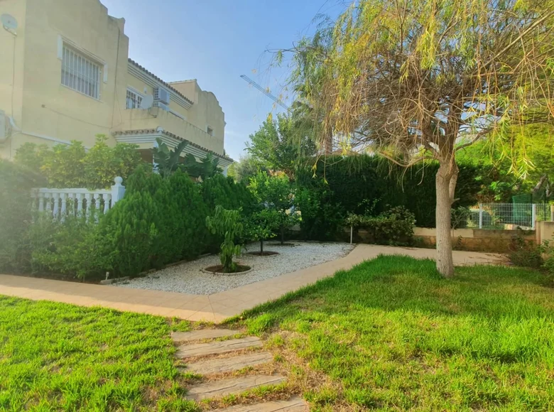 Szeregowiec 3 pokoi 100 m² Altea, Hiszpania