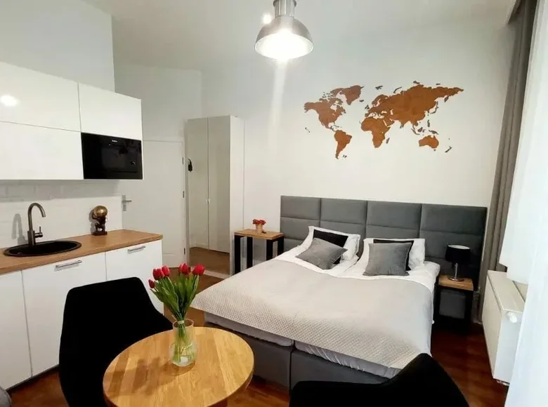 Wohnung 1 zimmer 28 m² in Posen, Polen