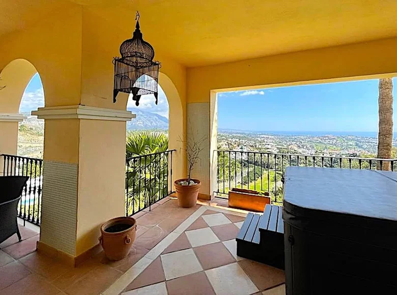 3 bedroom apartment 160 m² Benahavis, Spain