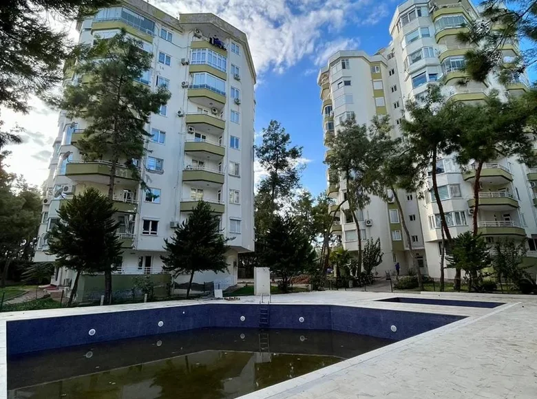 Mieszkanie 6 pokojów 370 m² Mediterranean Region, Turcja