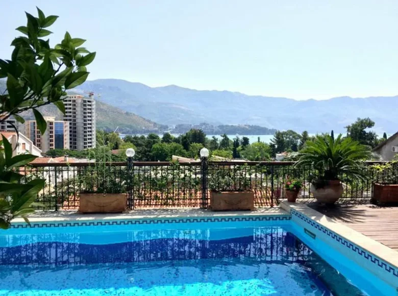 5 bedroom villa 1 000 m² Kolašin Municipality, Montenegro