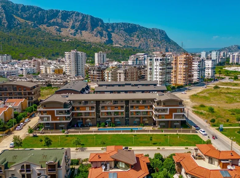 Mieszkanie 5 pokojów 150 m² Mediterranean Region, Turcja