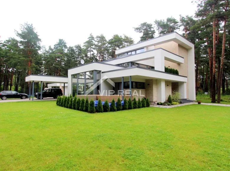 6 room house 750 m² Jurmala, Latvia