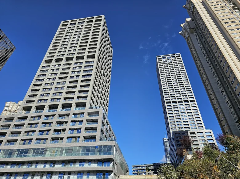 Квартира 2 комнаты 79 м² Аташехир, Турция