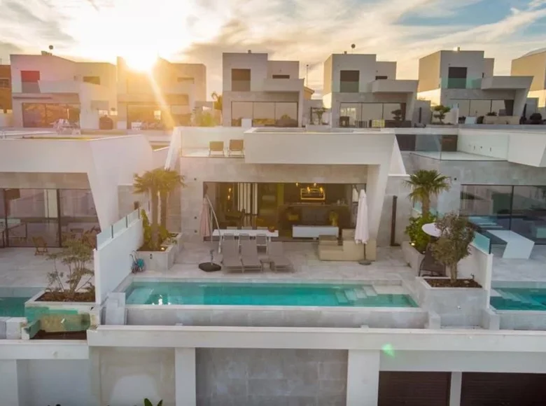 Вилла 4 спальни 236 м² Urbanizacion Dona Pepa, Испания