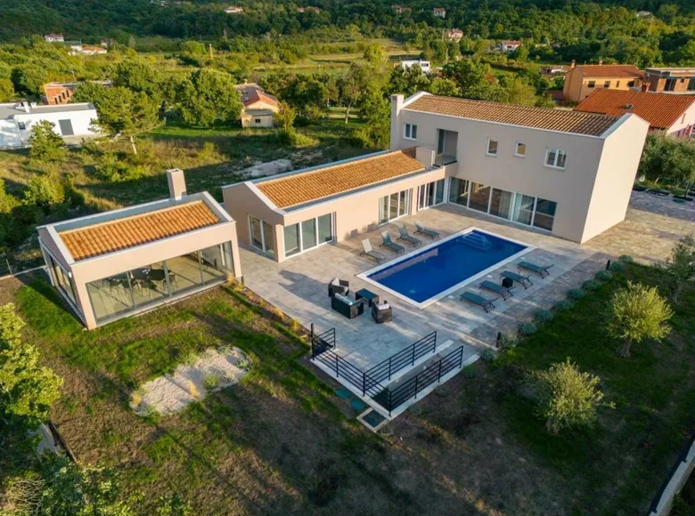 4 bedroom Villa 287 m² Rabac, Croatia