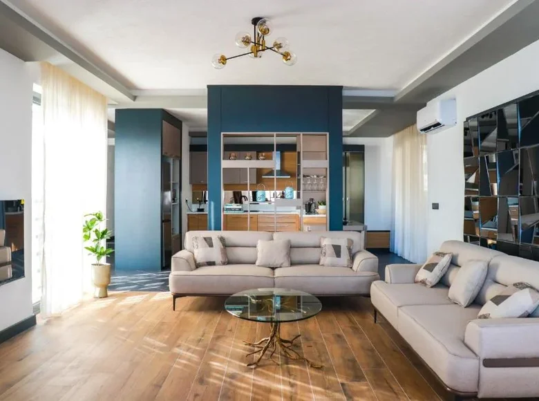 Mieszkanie 1 pokój 155 m² w Sveti Stefan, Czarnogóra