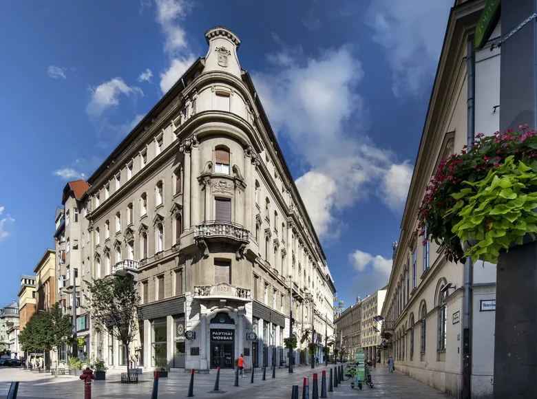 3 bedroom apartment 96 m² Budapest, Hungary