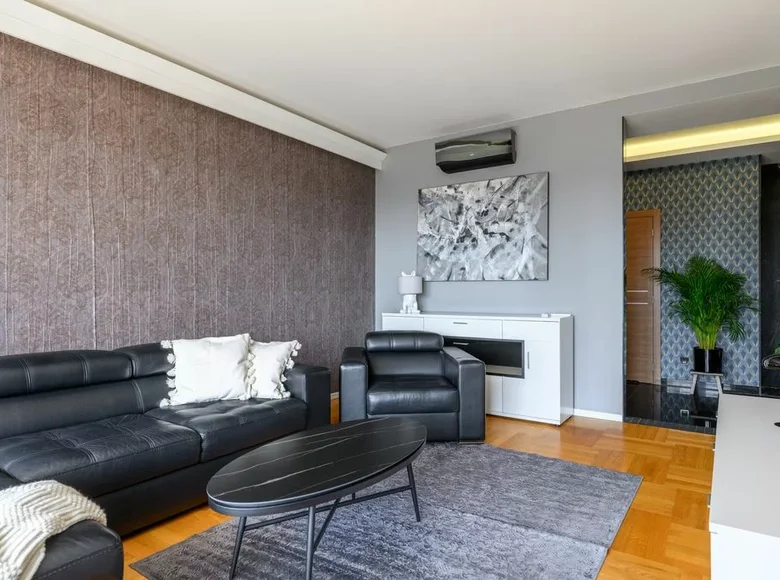 3 room apartment 91 m² in Warsaw, Poland