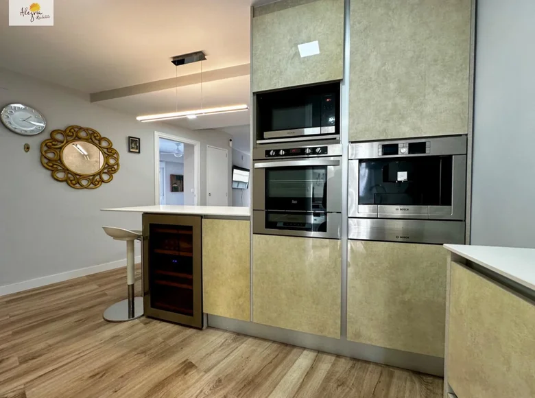 Appartement 5 chambres  Alicante, Espagne