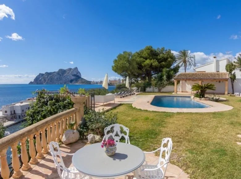 7 bedroom villa 946 m² Benissa, Spain