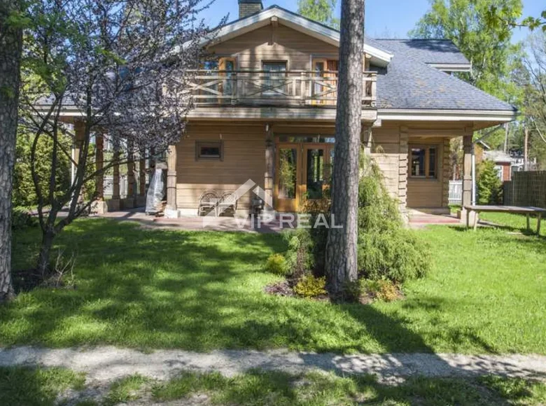 Casa 4 habitaciones 205 m² Jurmala, Letonia