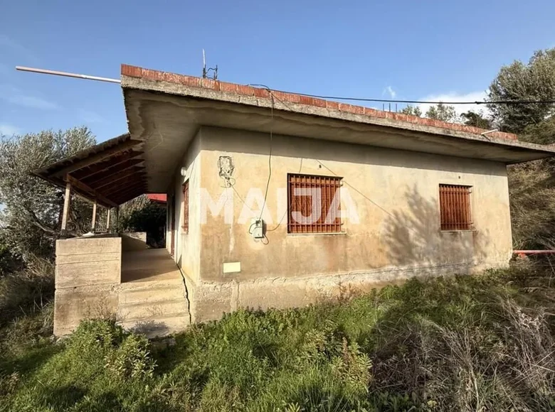 Квартира 3 комнаты 100 м² Влёра, Албания