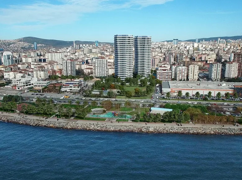 3 bedroom apartment 200 m² Kartal, Turkey