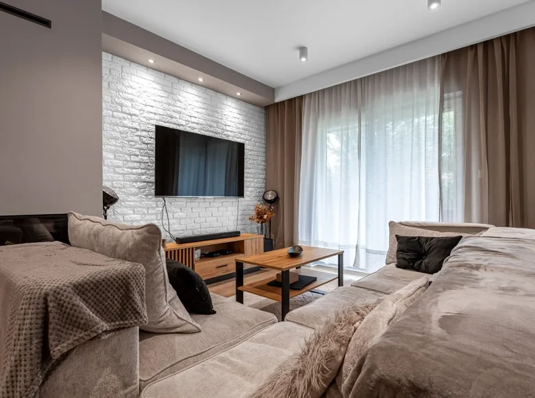 Квартира 5 комнат 200 м² Мазовецкое воеводство, Польша