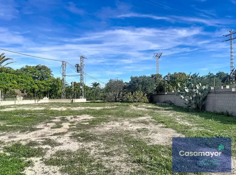 Land 1 230 m² Alicante, Spain