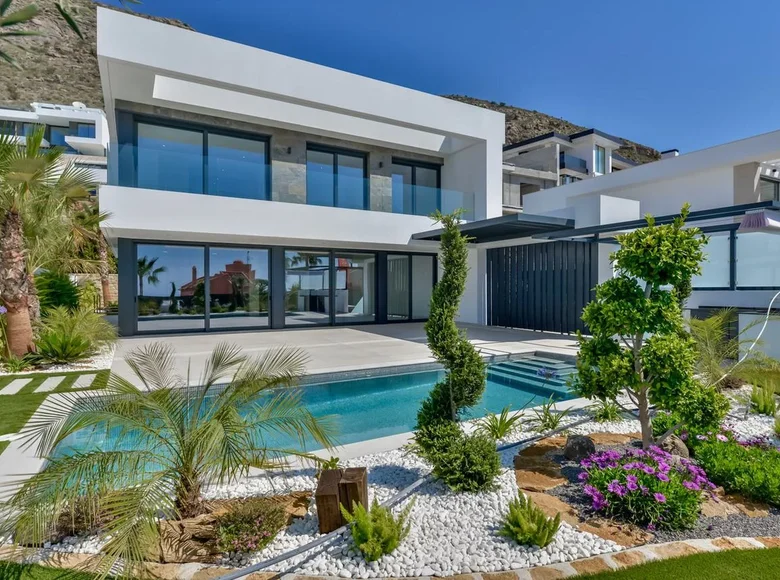 4 bedroom Villa 562 m² Izhevsk, Russia