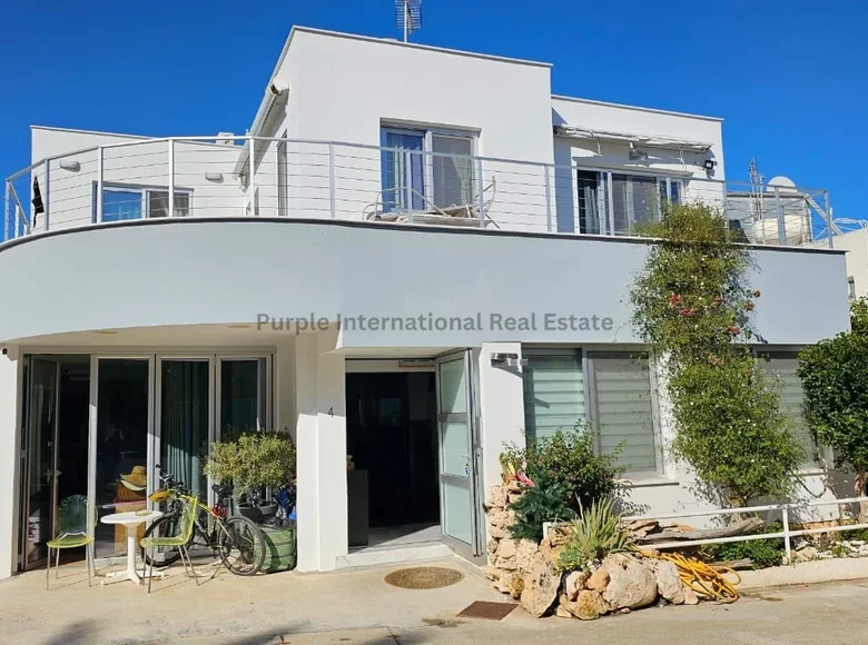 Villa de tres dormitorios 107 m² Paralimni, Chipre