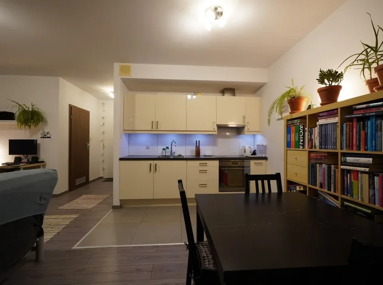 Appartement 1 chambre 38 m² Murowana Goslina, Pologne