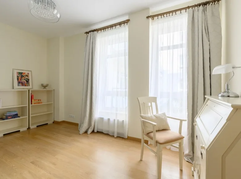 3 room apartment 92 m² Warsaw, Poland