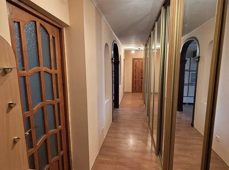 Wohnung 3 zimmer 78 m² Baranawitschy, Belarus