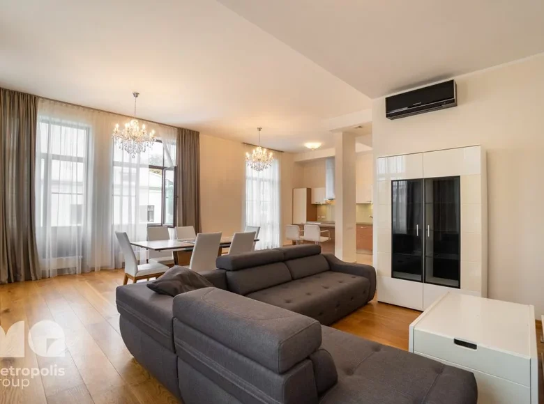 Apartamento 4 habitaciones 235 m² Riga, Letonia