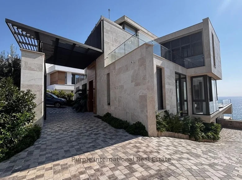 3-Schlafzimmer-Villa 300 m² Koinoteta Agiou Tychona, Zypern