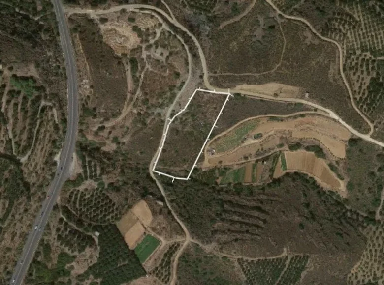 Land 1 room  Municipality of Malevizi, Greece
