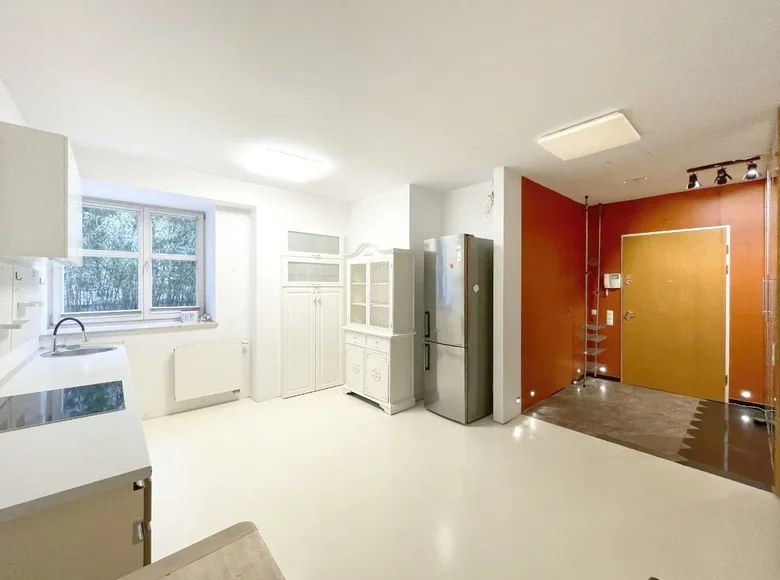 Коммерческое помещение 3 комнаты 65 м² в Варшаве, Польша