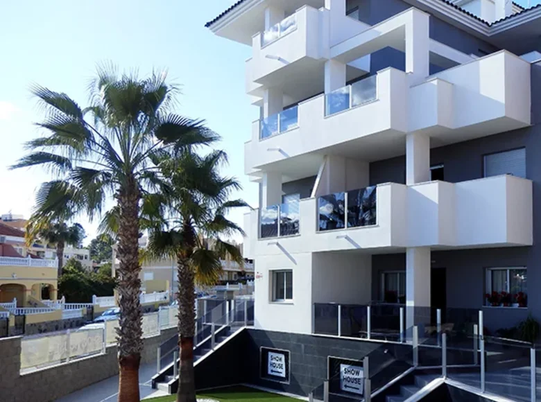 Apartamento 2 habitaciones 71 m² Orihuela, Španjolska