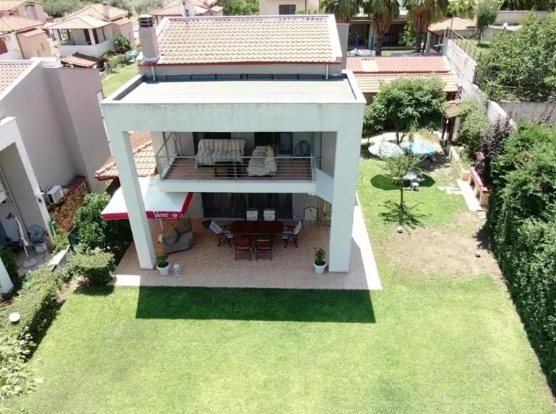 4 bedroom house 200 m² Chaniotis, Greece