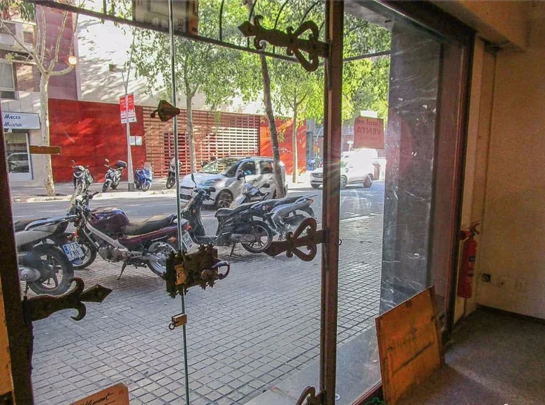 Propiedad comercial 475 m² en Barcelona, Španjolska