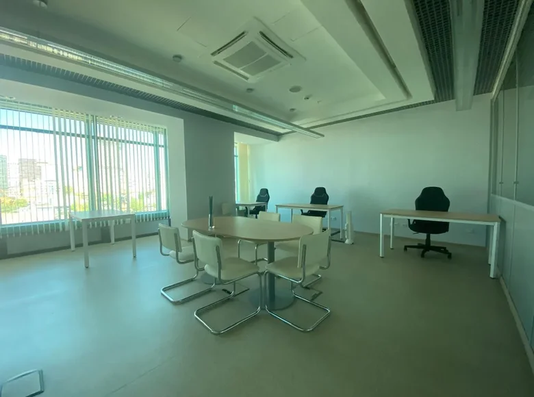 Office 1 338 m² in Moscow, Russia