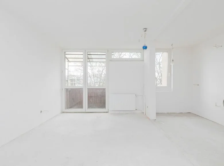 2 room apartment 39 m² Warsaw, Poland