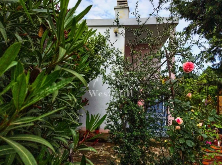 Dom 5 pokojów 200 m² Dobra Woda, Czarnogóra