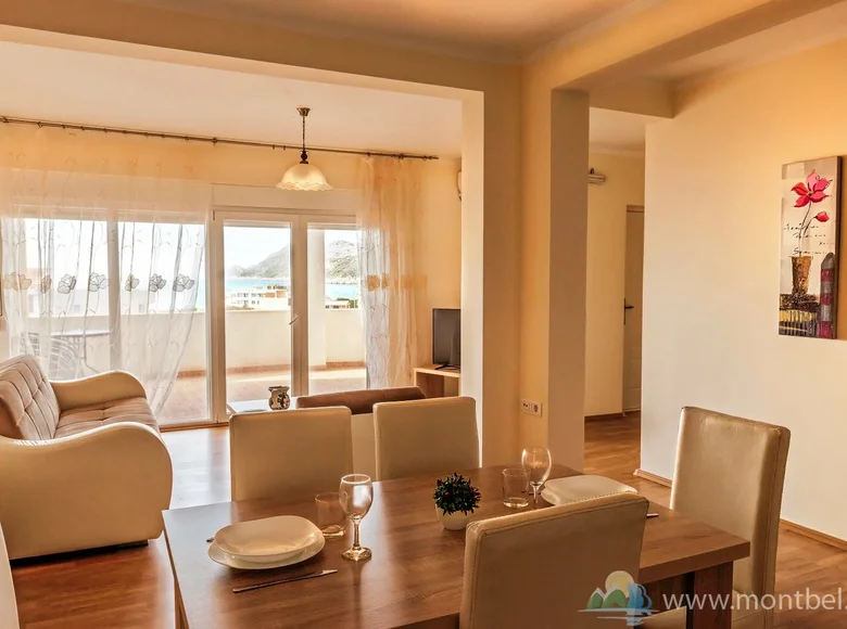 Квартира 3 спальни 84 м² Добра Вода, Черногория