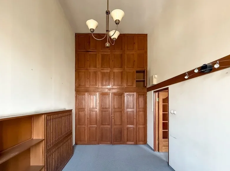 Gewerbefläche 1 zimmer 32 m² in Warschau, Polen