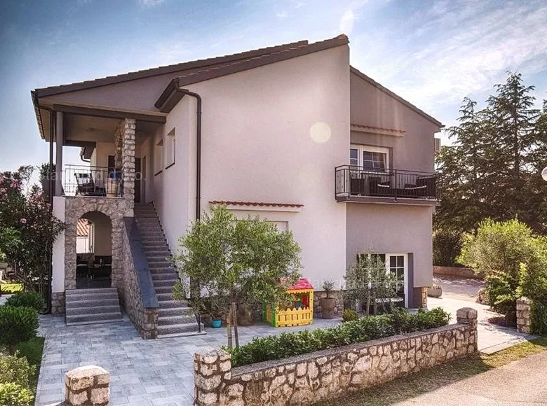 Haus 8 Schlafzimmer 311 m² Krk, Kroatien