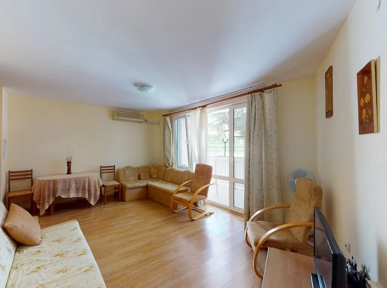 2 bedroom apartment 104 m² Sveti Vlas, Bulgaria