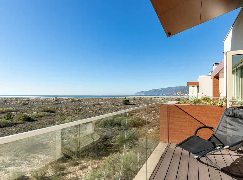 Квартира 1 спальня 141 м² Сетубал, Португалия