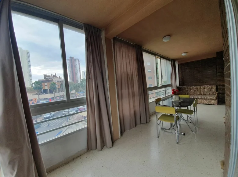 Квартира 2 спальни  Бенидорм, Испания